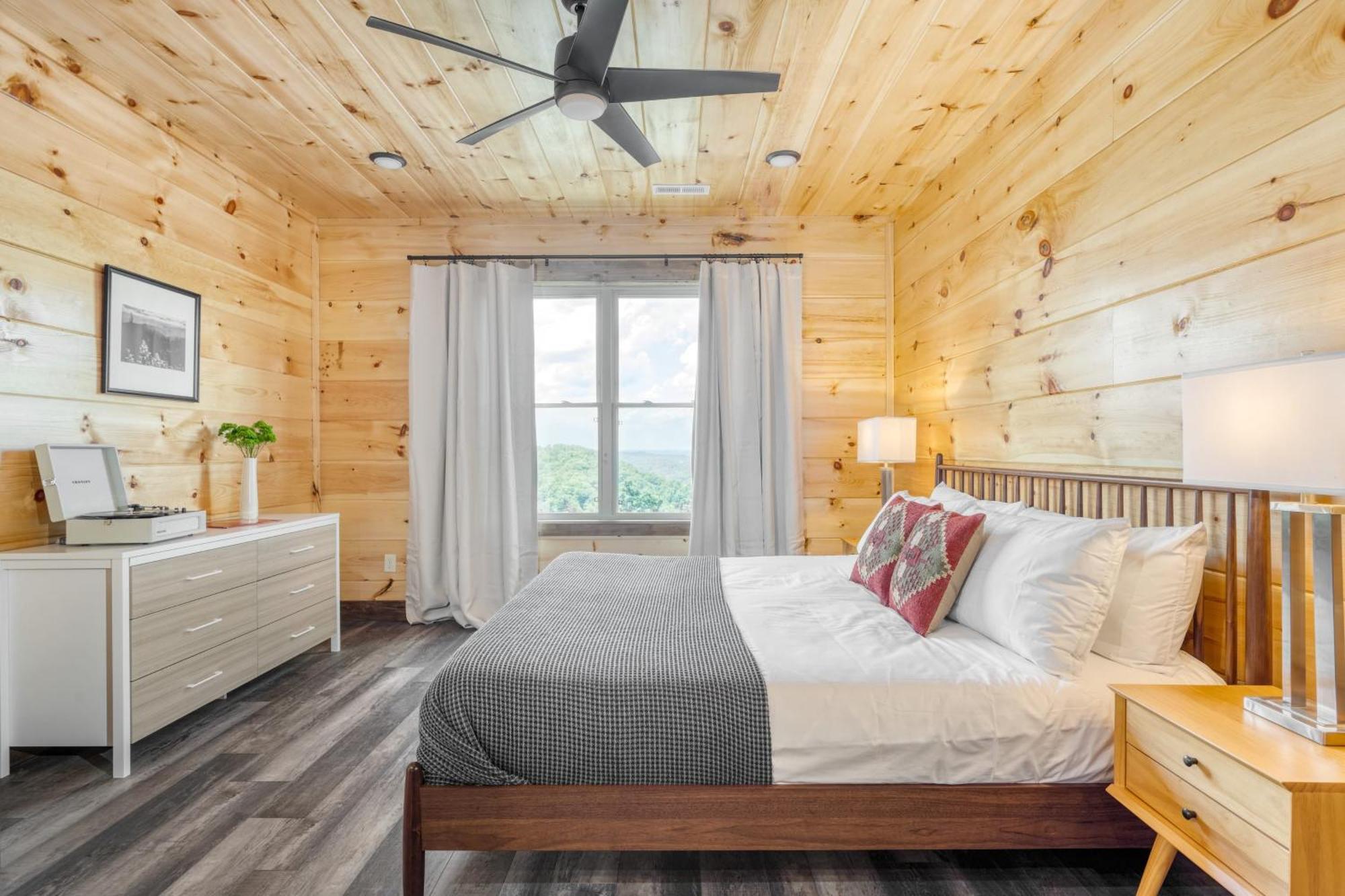 Duval By Avantstay 10Min To Dt Pigeon Forge W Indoor Pool Hot Tub Amazing Views Exterior photo